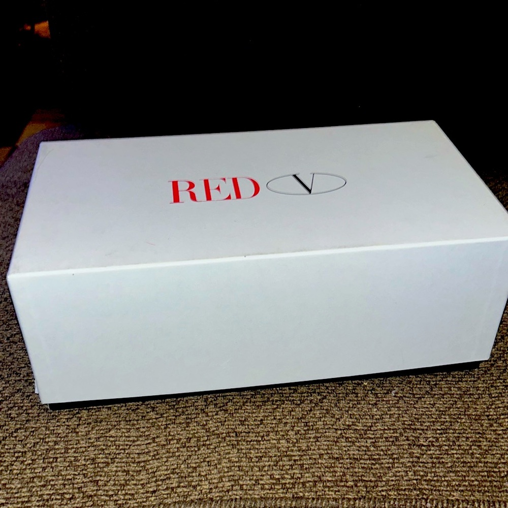 RED VALENTINO Designer Shoe Box -shoe box only
